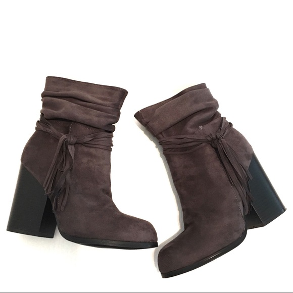Catherine Malandrino Gray Whimsy Suede Slouchy Fringe Ankle Boots Block Heel - Picture 1 of 8